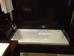 Zaffer Group of Houseboats