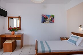 Sunrise Studios & Apartments