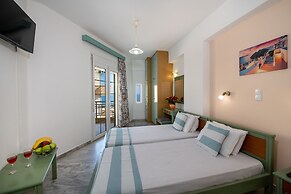 Sunrise Studios & Apartments