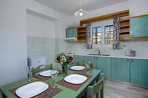 Sunrise Studios & Apartments