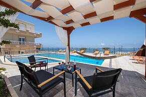 Sunrise Studios & Apartments