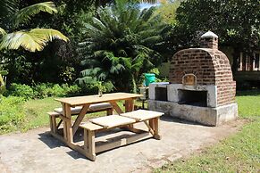 Nkhudzi Beach Lodge