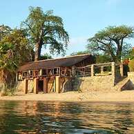 Nkhudzi Beach Lodge