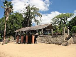 Nkhudzi Beach Lodge