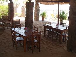Nkhudzi Beach Lodge