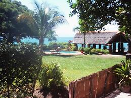 Nkhudzi Beach Lodge