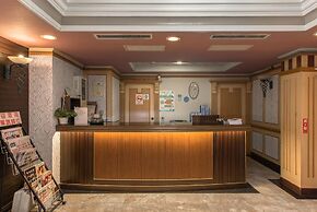 Lotus Yuan Business Hotel