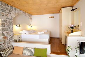 Petra Boutique Homes