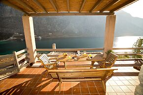 Petra Boutique Homes