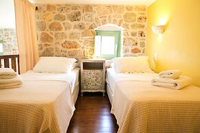 Petra Boutique Homes