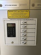 INSIDE FIVE City Apartments