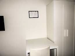 INSIDE FIVE City Apartments