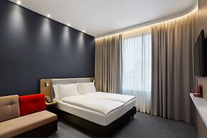 Holiday Inn Express Munich City West by IHG