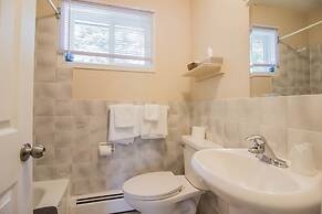 The White Horse Motel