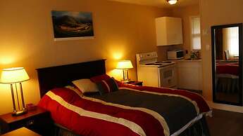 The White Horse Motel