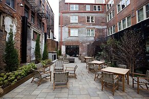 Hotel Covington Cincinnati Riverfront