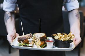 Hotel Covington Cincinnati Riverfront