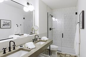 Hotel Covington Cincinnati Riverfront