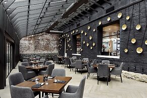 Hotel Covington Cincinnati Riverfront