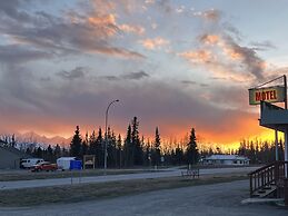 Kluane Park Inn
