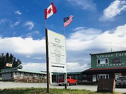 Kluane Park Inn