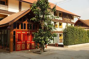 Monmuang Hotel and Residence