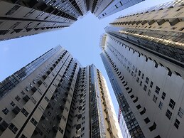 MaxStays Max Style at Fort Victoria