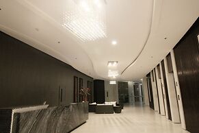 MaxStays Max Style at Fort Victoria