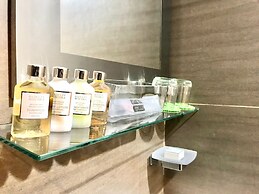 MaxStays Max Style at Fort Victoria