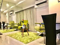 MaxStays Max Style at Fort Victoria