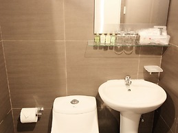 MaxStays Max Style at Fort Victoria