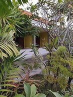 Berlian Beach Inn Kuta