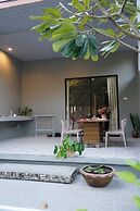 Villa Cha Cha Chaolao Beach Resort