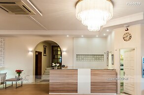 Phoenix Beach Hotel
