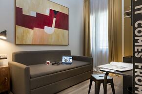 Up Hotel