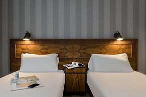 Up Hotel