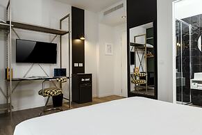 Up Hotel
