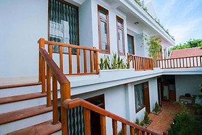 Riverside Plum Garden Homestay