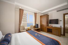 BlueSun Danang Beach Hotel
