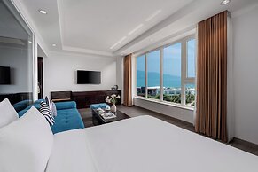 BlueSun Danang Beach Hotel