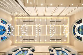 BlueSun Danang Beach Hotel