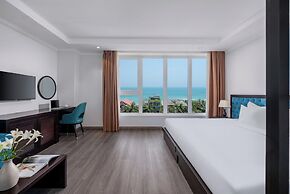 BlueSun Danang Beach Hotel