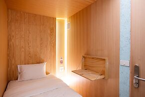 Boxtel at Suvarnabhumi Airport