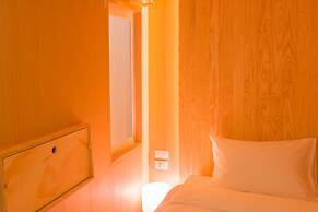 Boxtel at Suvarnabhumi Airport