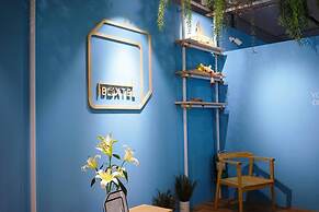 Boxtel at Suvarnabhumi Airport