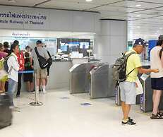 Boxtel at Suvarnabhumi Airport