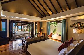 Atmosphere Kanifushi - Premium All Inclusive with Free Transfers