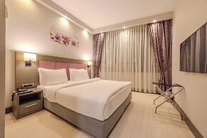 Hilly Hotel