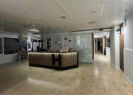 Hotel Alaska
