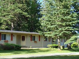 Pine cone Motel